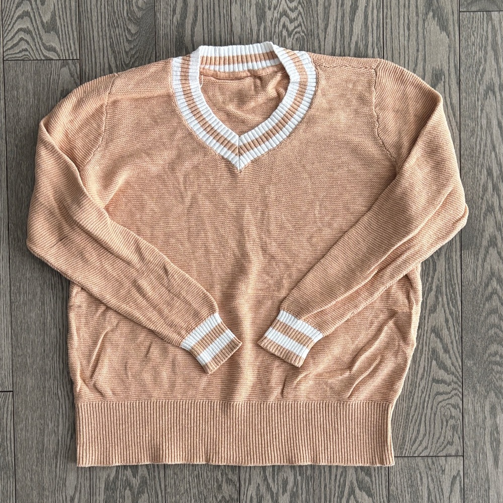 NEW V-Neck Top🧡💫